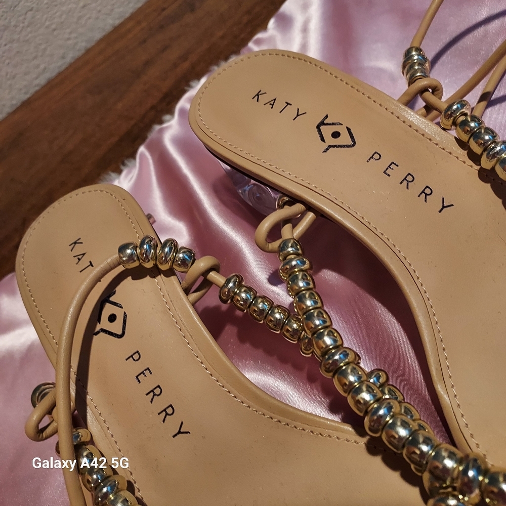 Katy Perry Collections Tan Beaded T-Strap Sandals - Picture 3 of 8